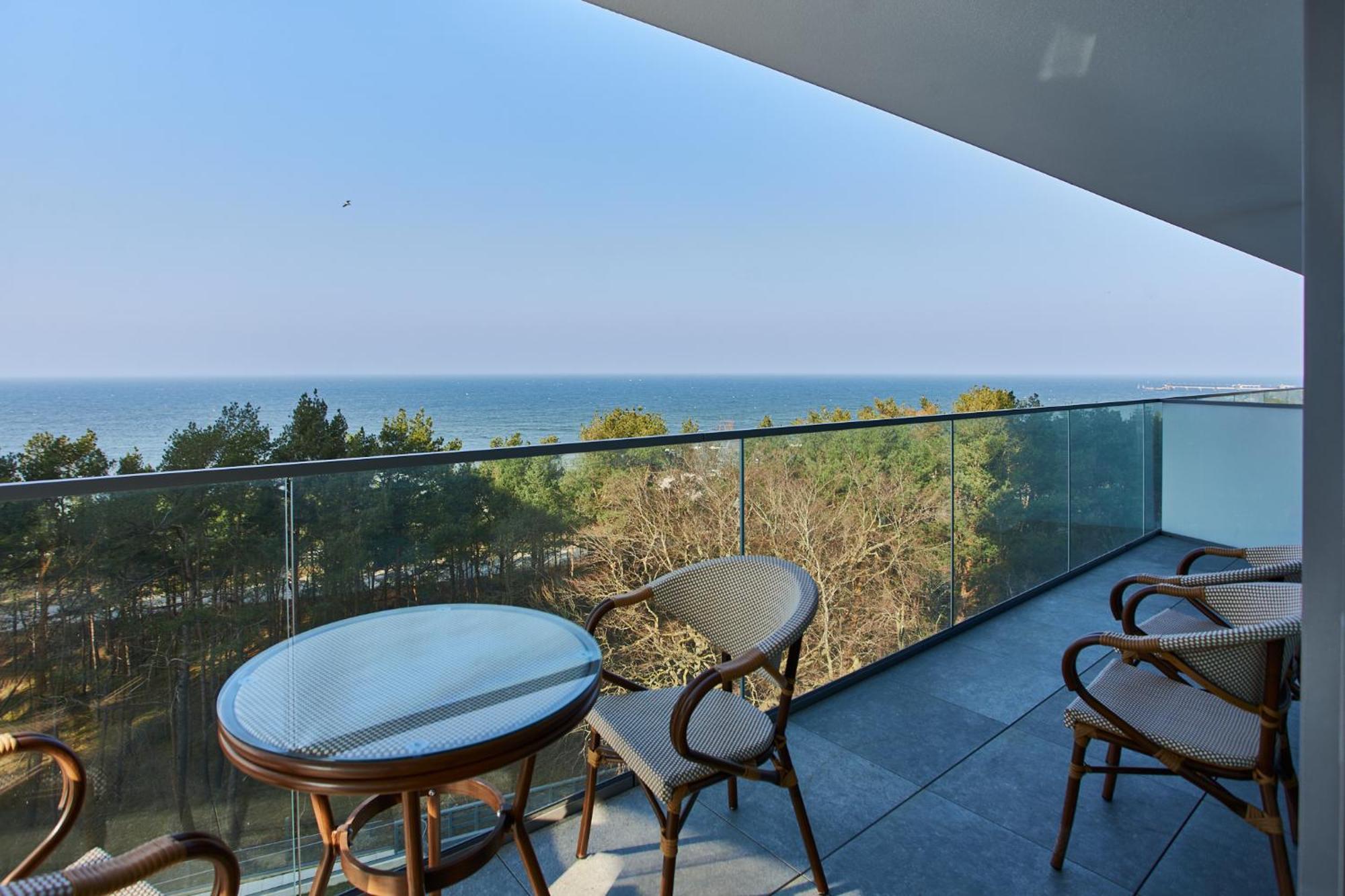 Wave - Aurum Ii - Front Sea View